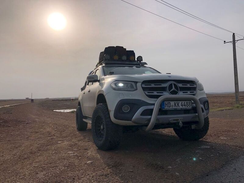 Weiß Gebraucht 2017 Mercedes X250 Abholung | 44.888 € - Bild 1/4