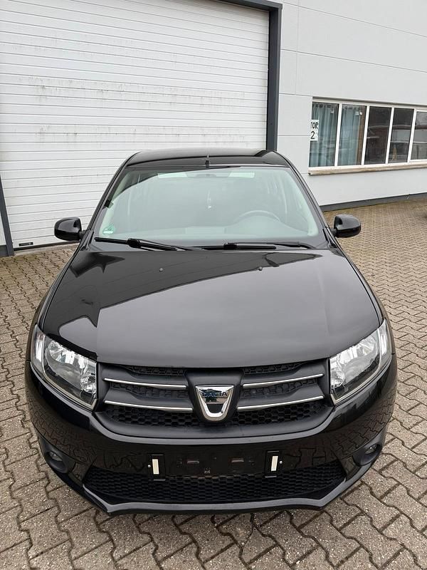 Gebraucht Dacia Logan 75 PS (55 kW) 2013 Schwarz Limousine