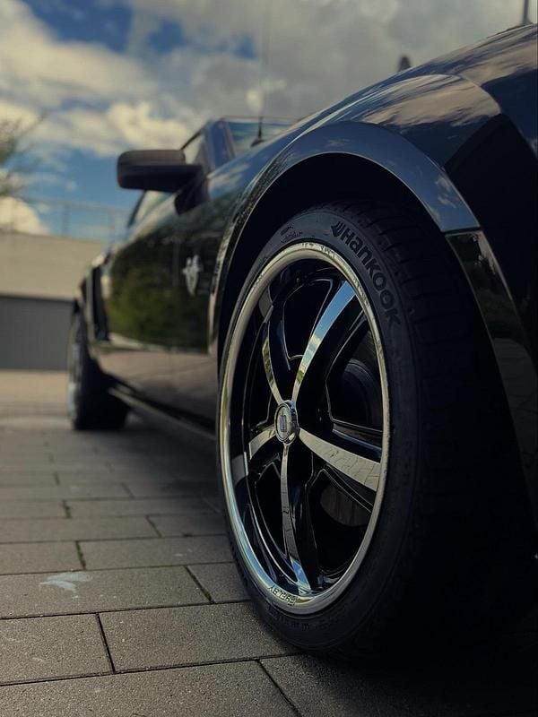 Gebraucht Ford Mustang GT 320 PS (235 kW) 2009 Schwarz Coupé