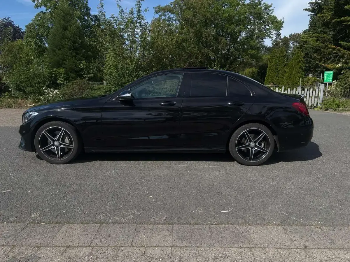 Gebraucht Mercedes C400 AMG line 333 PS (244 kW) 2015 Obsidianschwarz  metalliclack Limousine