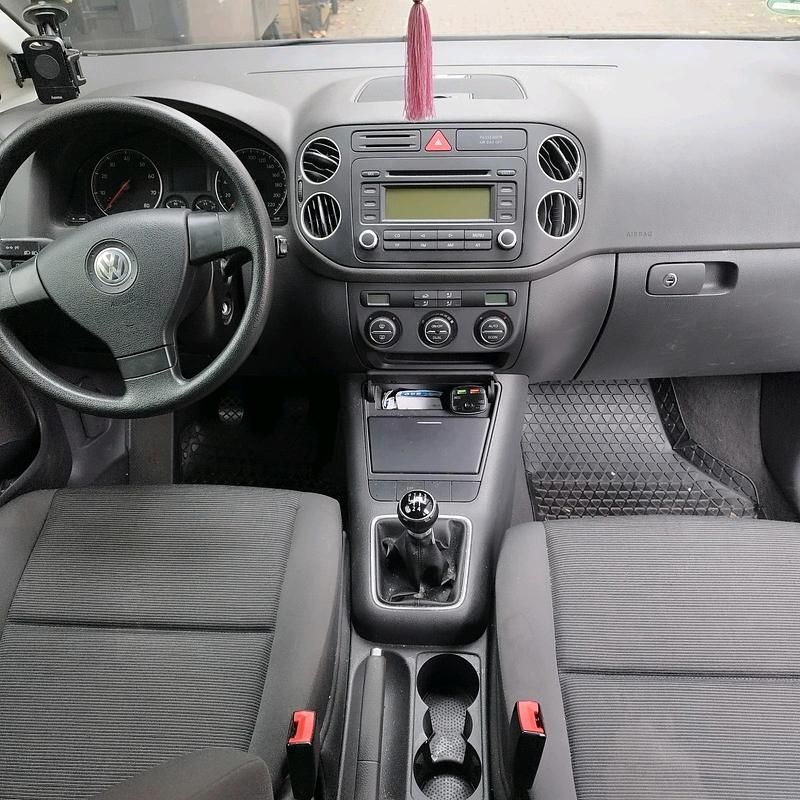 Grau Gebraucht 2006 VW Golf Plus Cross Van / Kleinbus | 3.000 € (Fairer Preis) - Bild 1/4