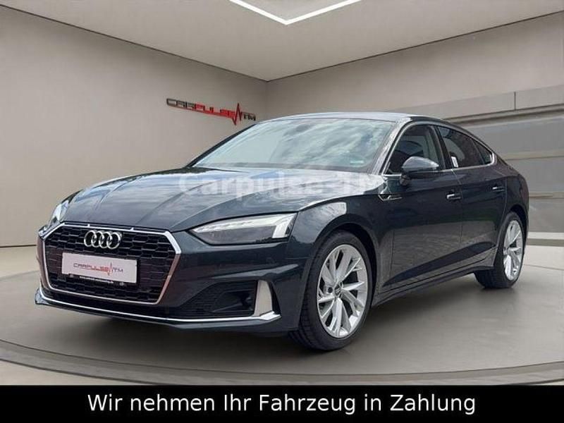 Manhattangrau (metallic) Gebraucht 2020 Audi A5 Sportback Kleinwagen | 24.990 € (Etwas zu teuer) - Bild 1/4