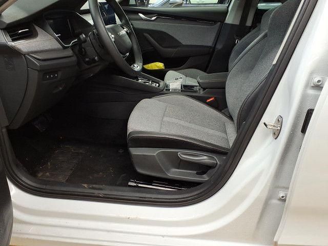 Gebraucht Skoda Octavia Selection 150 PS (110 kW) 2025 Moonweiß perleffekt Kombi