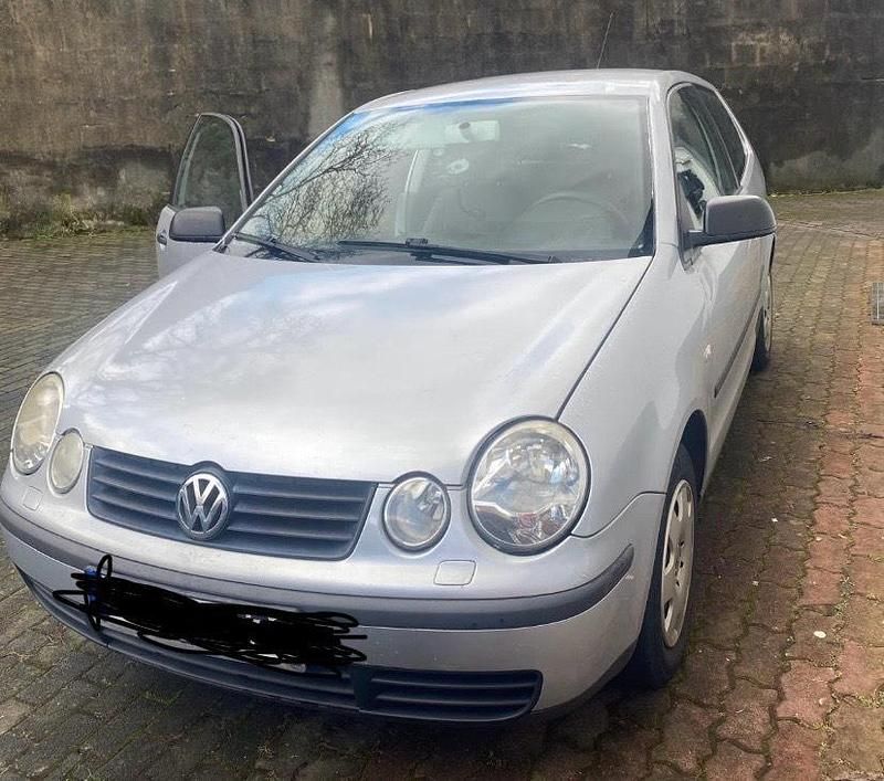Silber Gebraucht 2003 VW Polo Kleinwagen | 1.150 € (Fairer Preis) - Bild 1/4