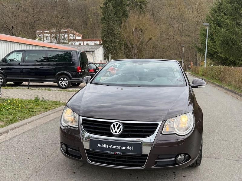 Gebraucht VW Eos 140 PS (102 kW) 2007 Rot Cabrio