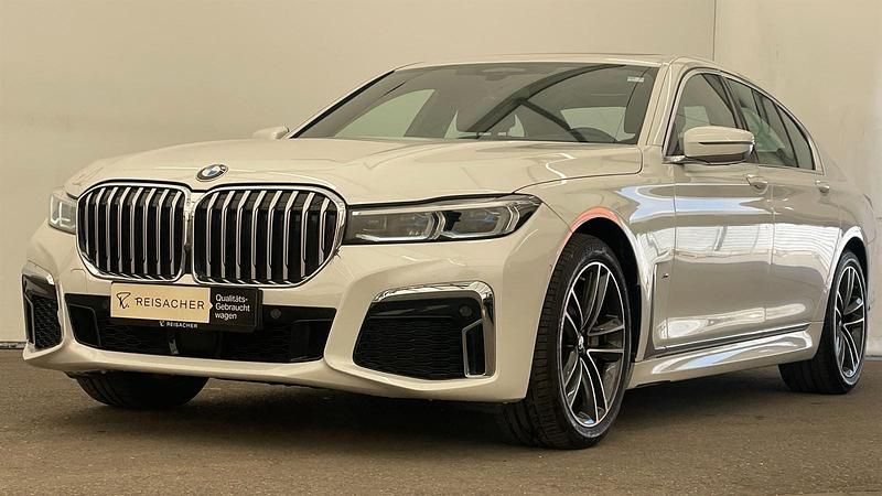 Gebraucht BMW 740 Executive 340 PS (250 kW) 2022 Mineralweiß metallic Limousine