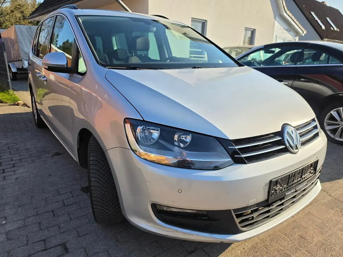 Gebraucht VW Sharan 150 PS (110 kW) 2015 Schwarz Van / Kleinbus