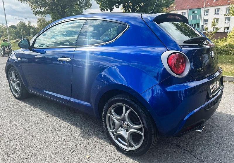 Gebraucht Alfa Romeo MiTo 105 PS (77 kW) 2013 Blau Kleinwagen