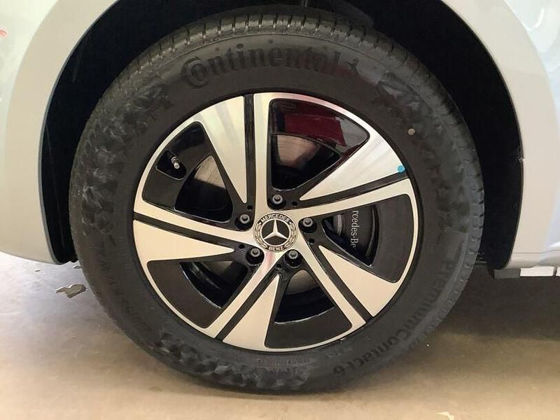 Gebraucht Mercedes V300 Style 231 PS (169 kW) 2024 Hightechsilber metallic Van / Kleinbus