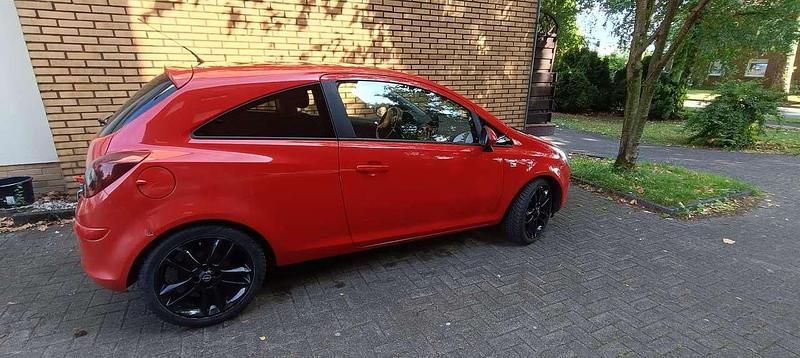 Gebraucht 2010 Opel Corsa Color Edition Limousine | 1.600 € (Superpreis) - Bild 1/4