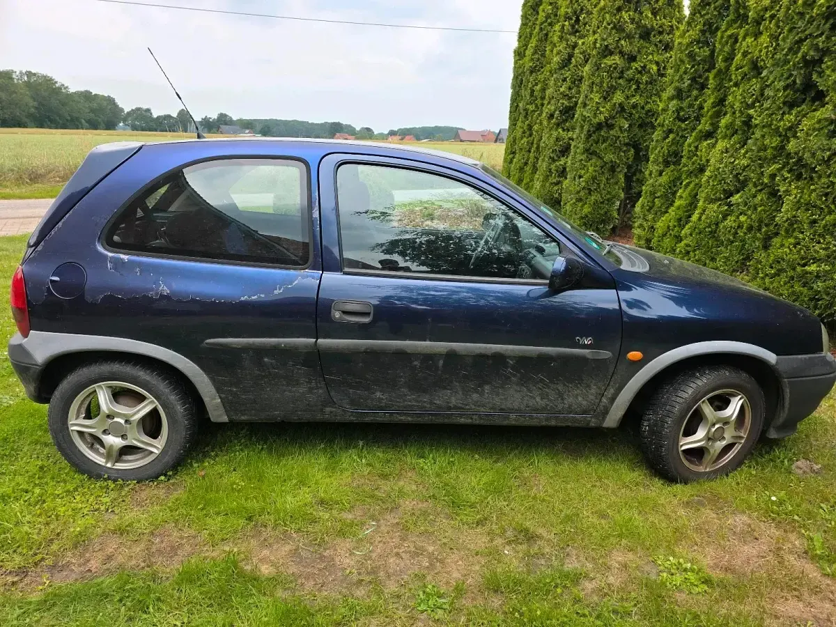 Gebraucht Opel Corsa 54 PS (39 kW) 1999 Blau Kleinwagen