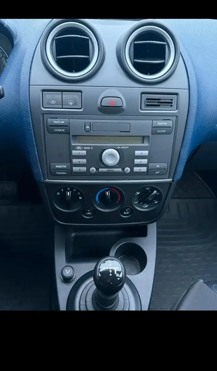 Gebraucht Ford Fiesta 80 PS (58 kW) 2006 Silber Kleinwagen