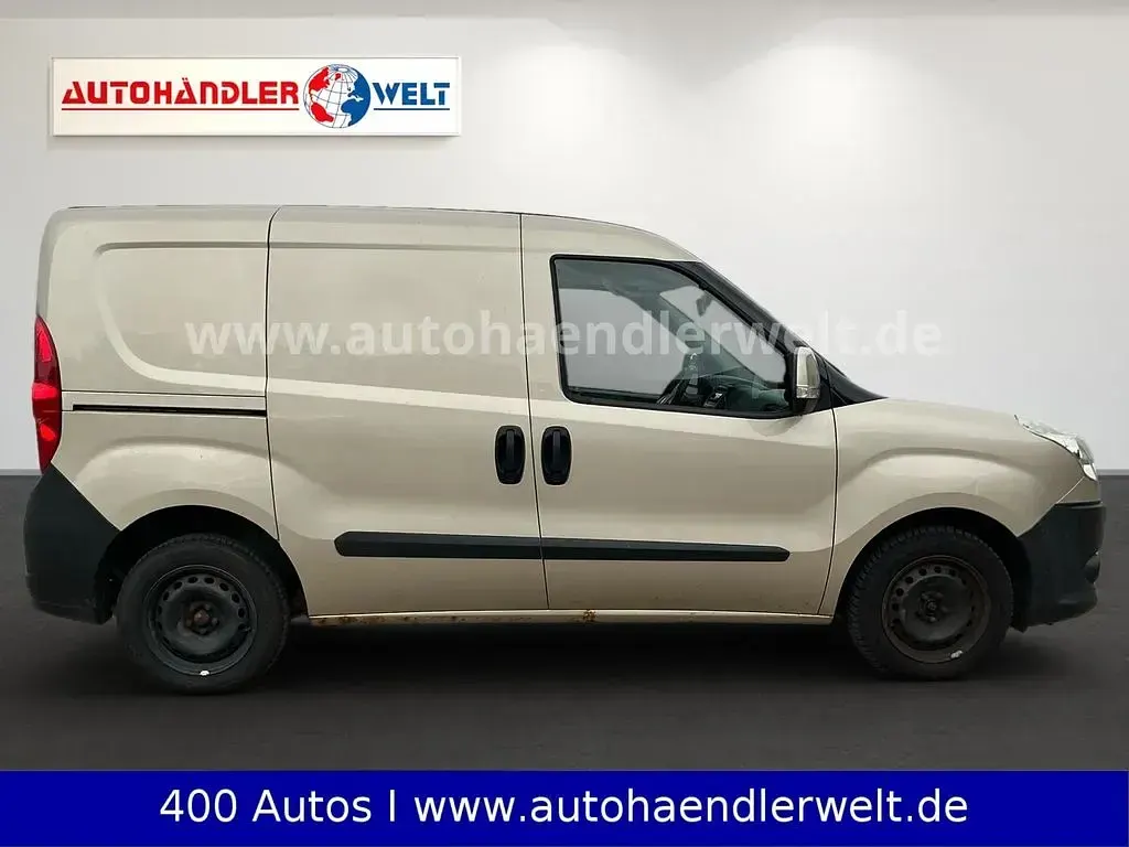Gebraucht Fiat Doblò 101 PS (74 kW) 2012 Beige Van / Kleinbus