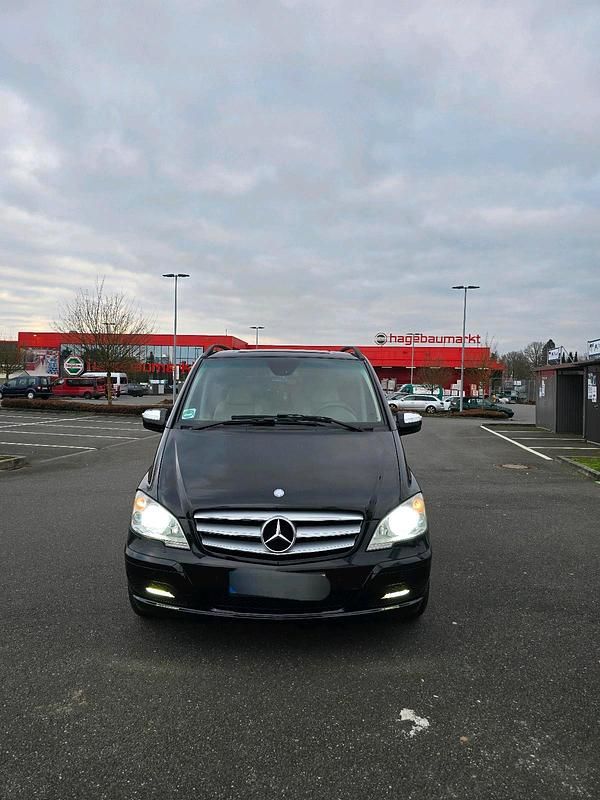 Gebraucht Mercedes Viano 2011 Schwarz Van / Kleinbus
