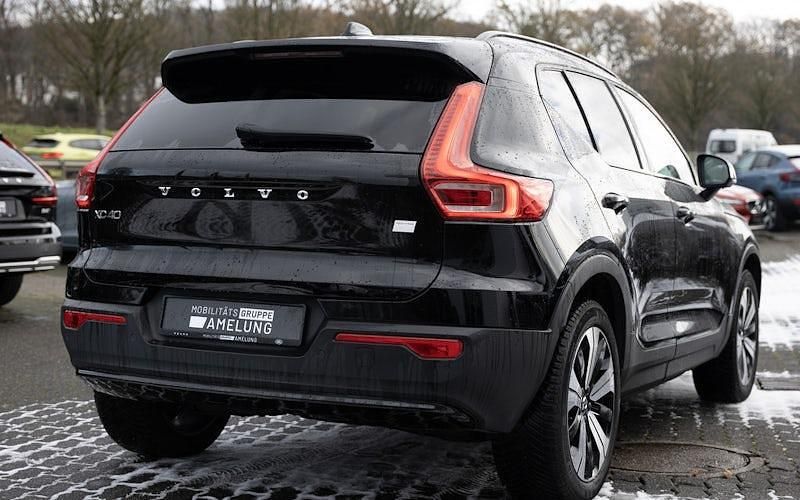 Gebraucht Volvo EX40 Core 175 kW (238 PS) 2022 Schwarz SUV