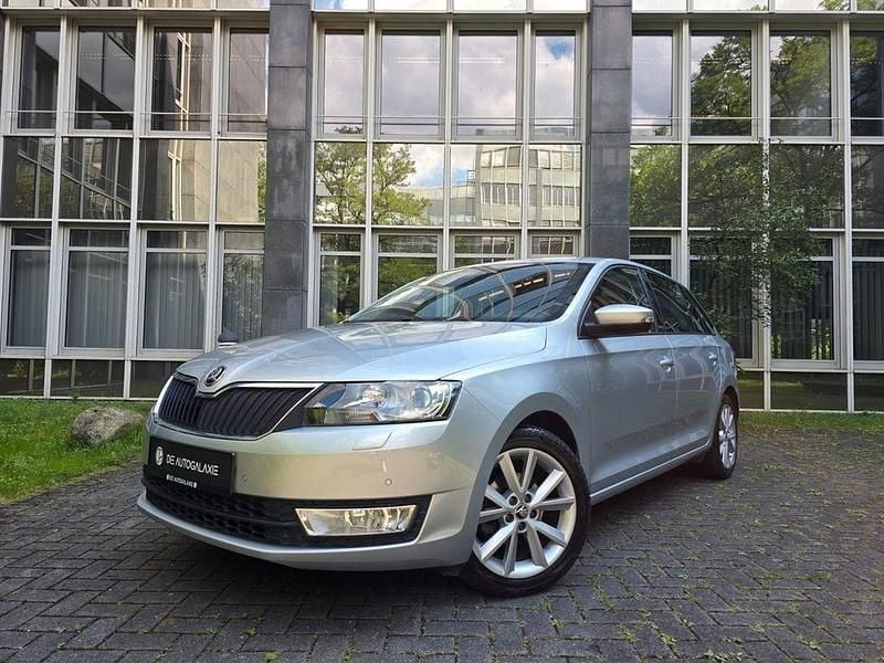 Silber Gebraucht 2016 Skoda Rapid Joy Limousine | 9.980 € (Guter Preis) - Bild 1/4