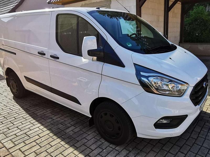 Gebraucht Ford Transit Custom Trend 105 PS (77 kW) 2018 Weiß Van