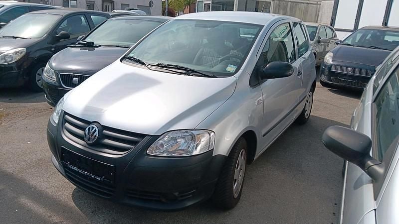Gebraucht VW Fox 54 PS (39 kW) 2009 Silber Kleinwagen