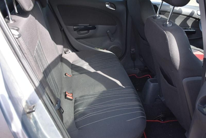 Gebraucht Opel Corsa 75 PS (55 kW) 2010 Grau Kleinwagen