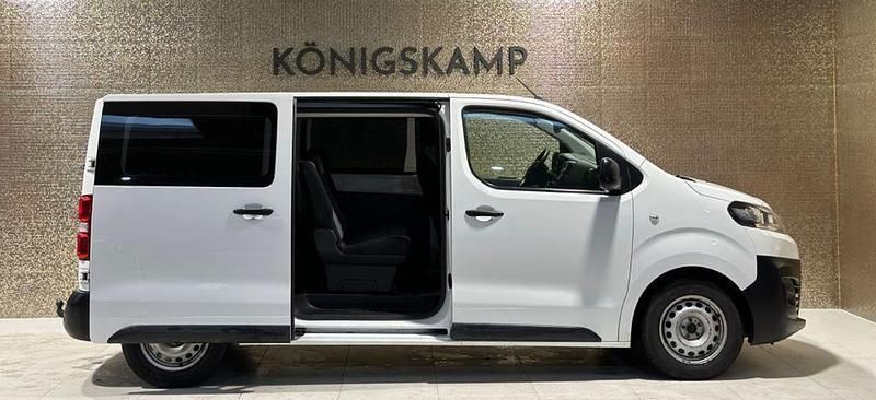 Second-hand Citroën Jumpy 116 CP (85 kW) 2017 Alb Monovolum