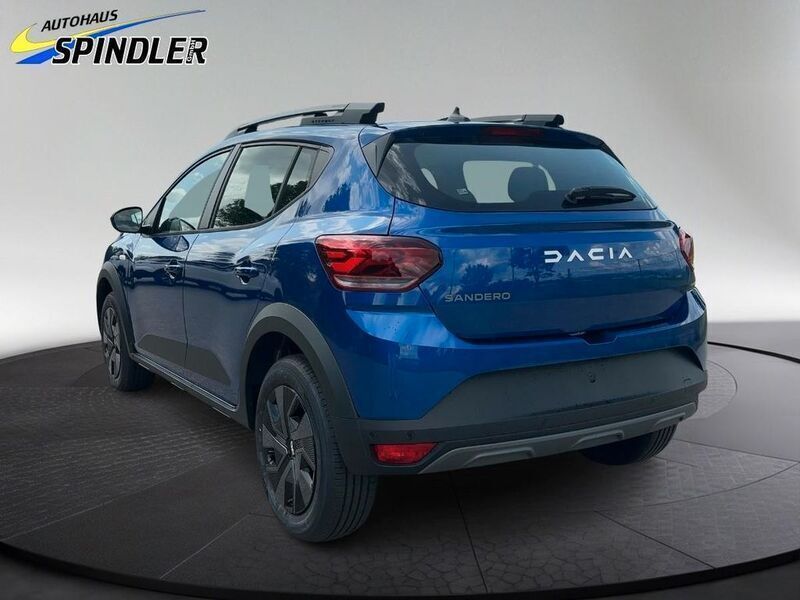Gebraucht Dacia Sandero Expression 91 PS (66 kW) 2025 Blau Kleinwagen