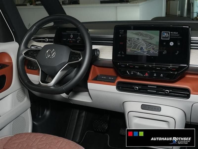 Gebraucht VW ID. Buzz Pro 150 kW (204 PS) 2023 Candyweiß Van / Kleinbus