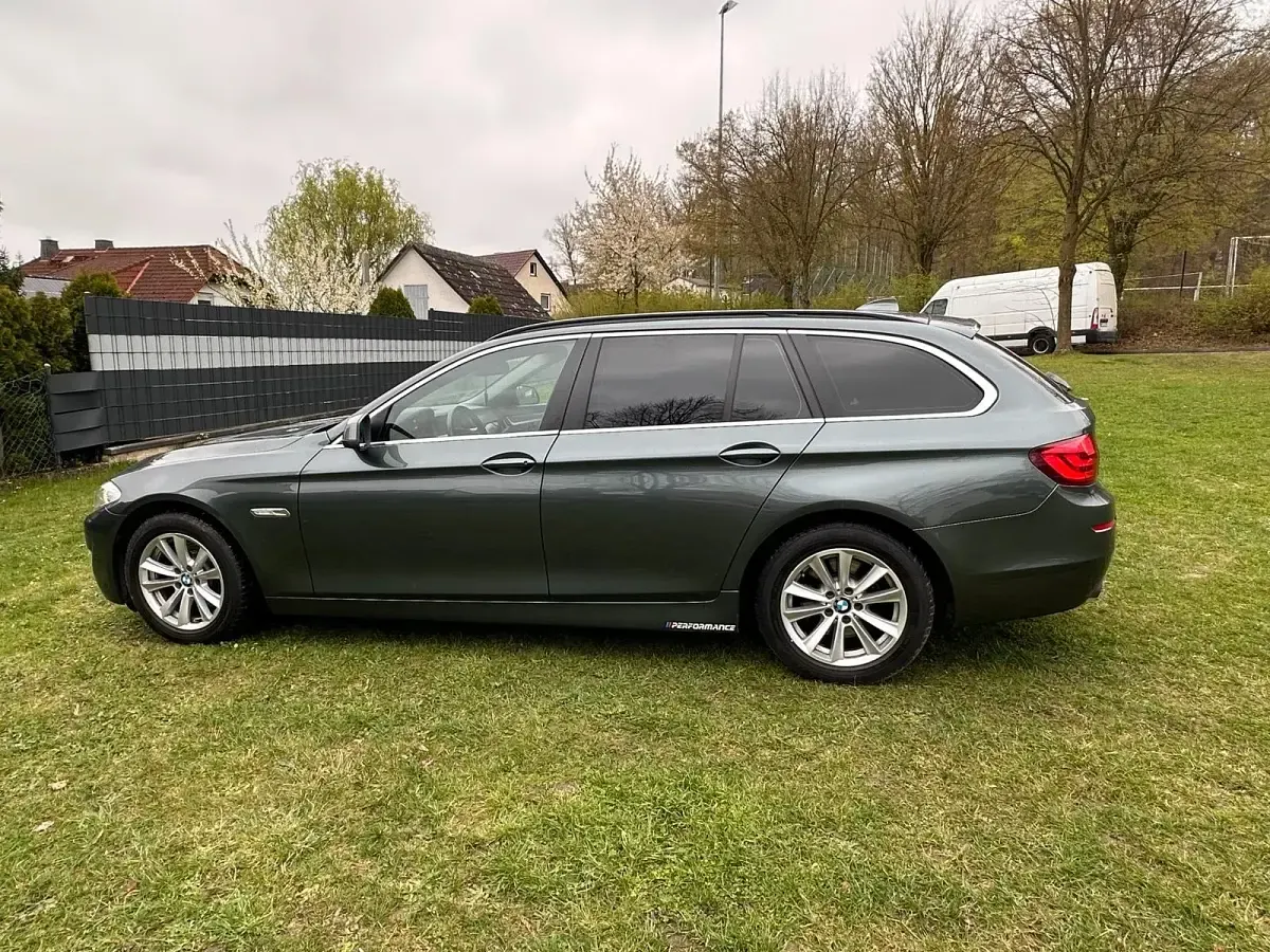 Usata BMW 520 184 CV (135 kW) 2012 Verde Station wagon