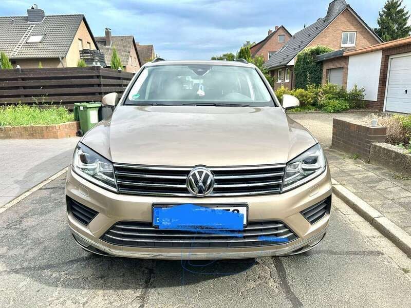 Beige Gebraucht 2017 VW Touareg Terrain Tech SUV | 21.000 € (Guter Preis) - Bild 1/4