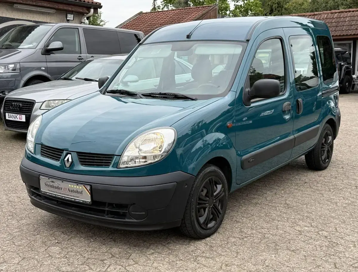 Usata Renault Kangoo 75 CV (55 kW) 2003 Verde Monovolume