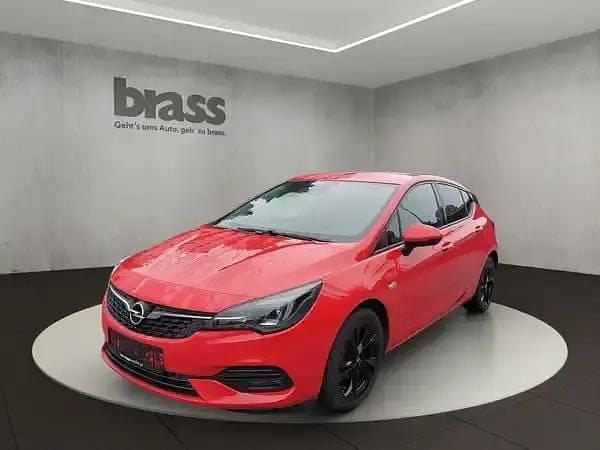 Lava rot (brillant) Gebraucht 2020 Opel Astra GS Line Limousine | 13.950 € (Fairer Preis) - Bild 1/4