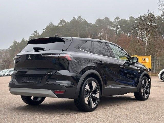 Neu Mitsubishi Grandis Edition 158 PS (116 kW) 2025 Schwarz SUV