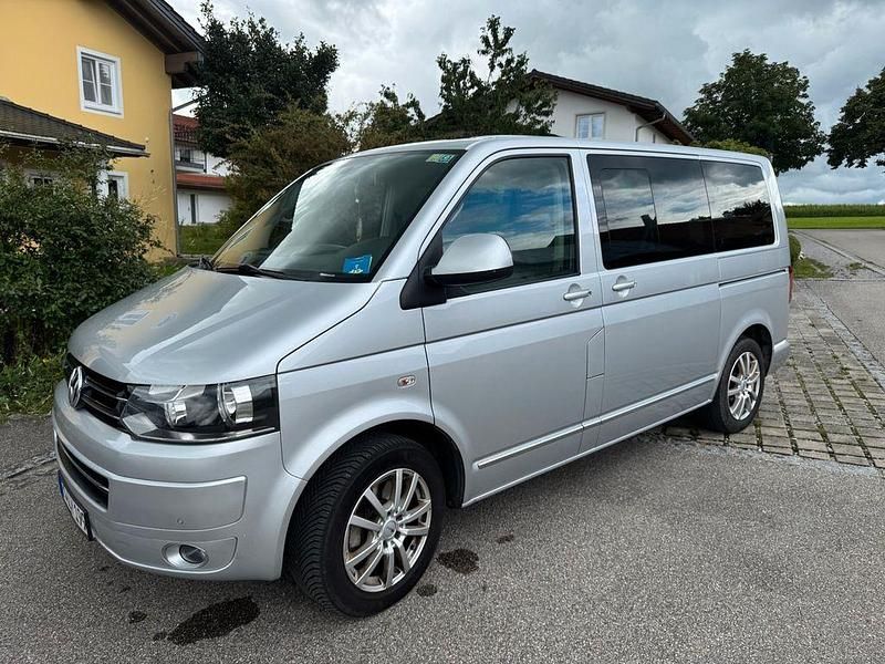 Silber Gebraucht 2011 VW T5 Van | 21.500 € (Guter Preis) - Bild 1/4
