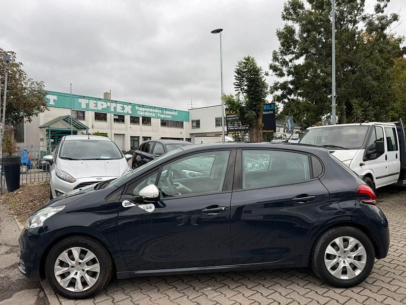 Gebraucht Peugeot 208 68 PS (50 kW) 2019 Grau Kleinwagen