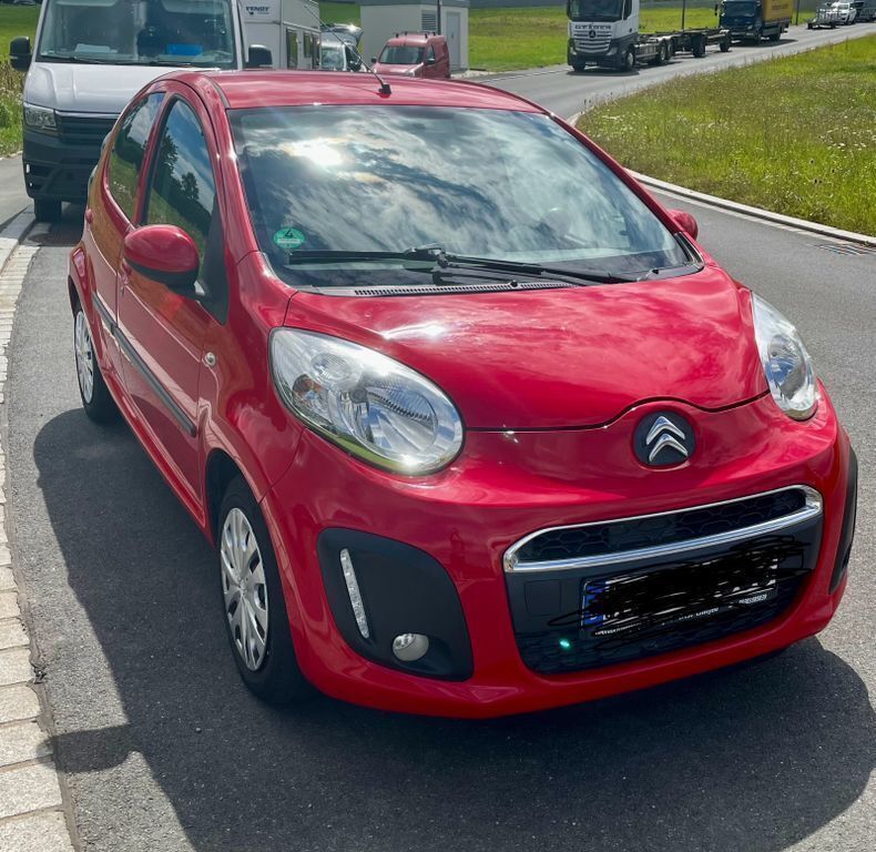 Rot Gebraucht 2012 Citroën C1 SELECTION Kleinwagen | 3.600 € (Fairer Preis) - Bild 1/4