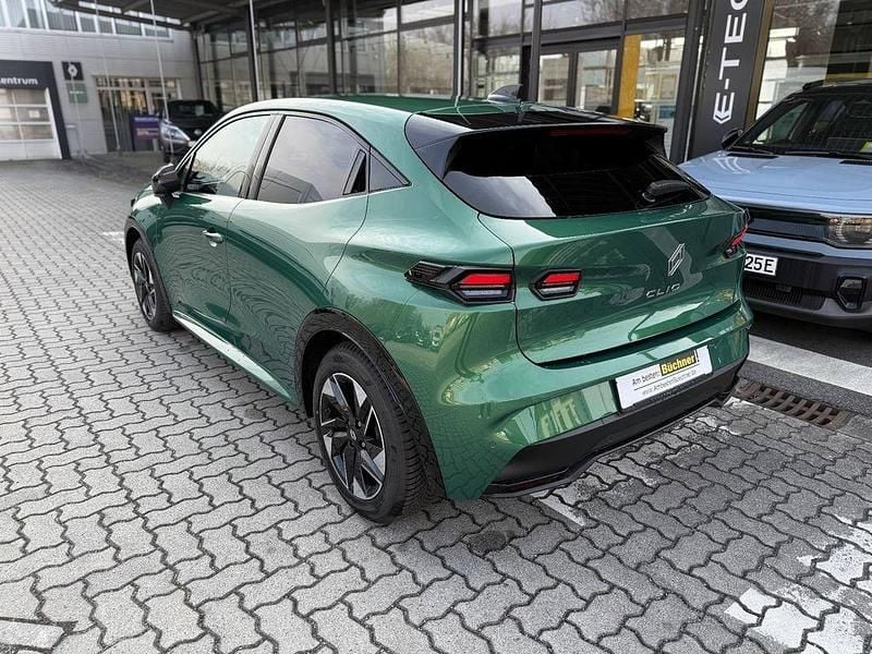 Neu Renault Clio V Techno 114 PS (83 kW) 2026 Grün Limousine