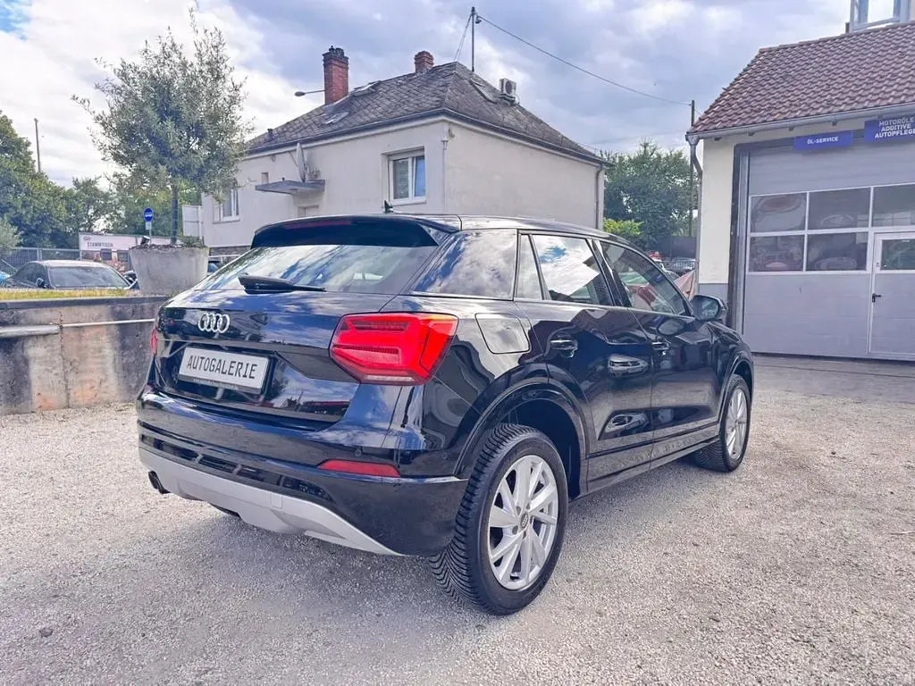 Gebraucht Audi Q2 Design 150 PS (110 kW) 2017 Schwarz SUV