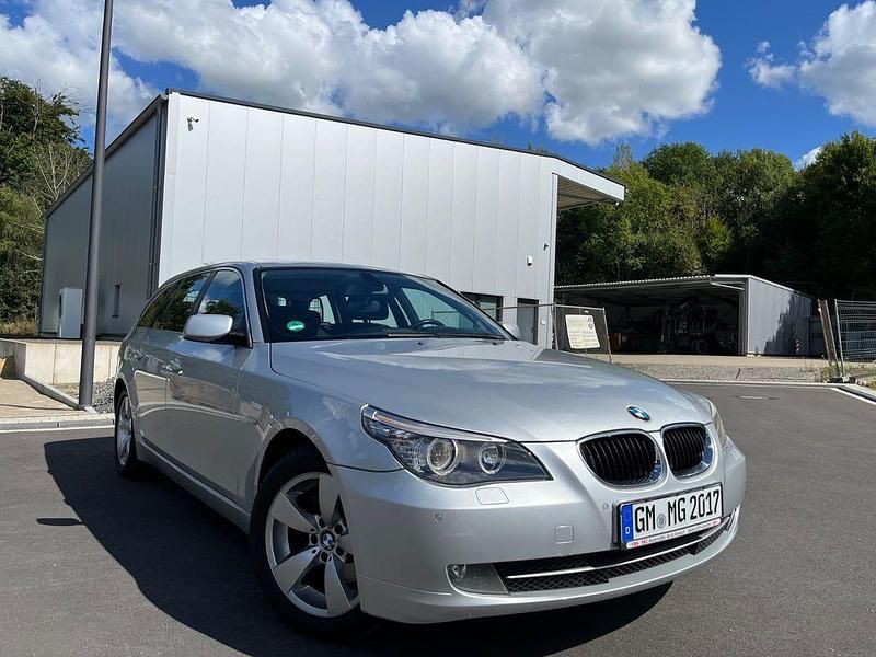 Silber Gebraucht 2007 BMW 520 Limousine | 4.400 € - Bild 1/4