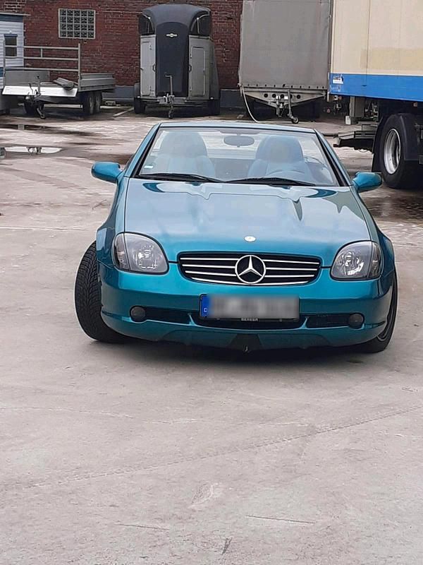 Grün Gebraucht 1998 Mercedes SLK230 Cabrio | 4.250 € (Fairer Preis) - Bild 1/4