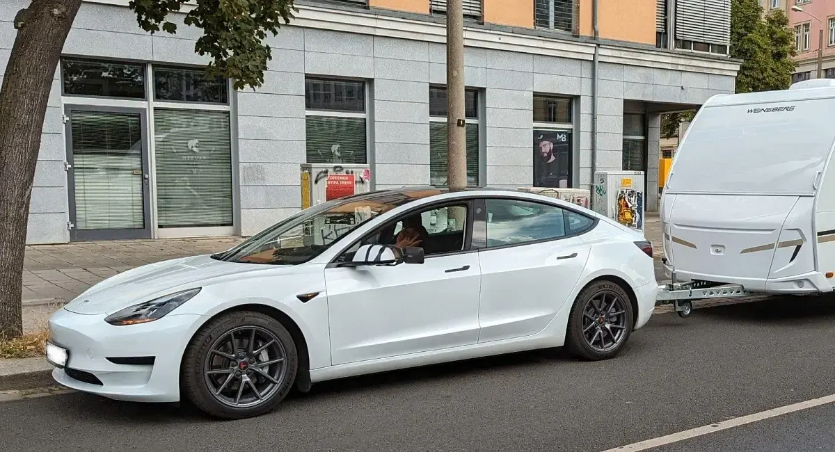 Usado Tesla Model 3 Standard Range Plus 242 kW (330 CV) 2021 Blanco Berlina