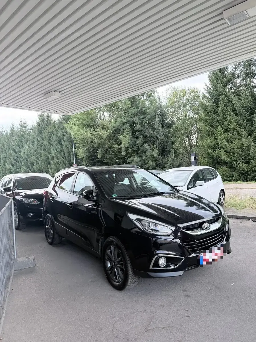 Gebraucht Hyundai ix35 Finale 136 PS (100 kW) 2015 Schwarz SUV