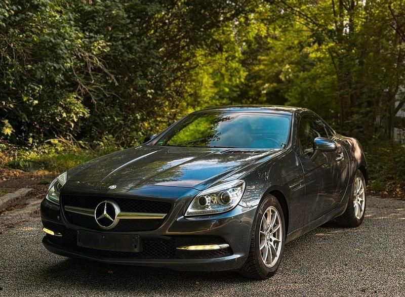 Gebraucht 2012 Mercedes SLK200 Cabrio | 13.900 € - Bild 1/4