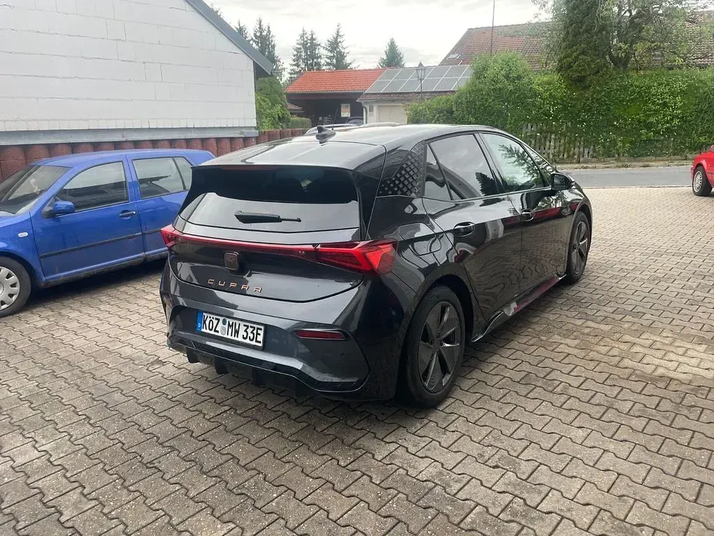 Gebraucht Cupra Born 150 kW (204 PS) 2023 Grau Kleinwagen