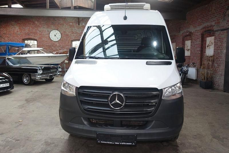 Gebraucht Mercedes Sprinter 170 PS (125 kW) 2023 Arktikweiss Van