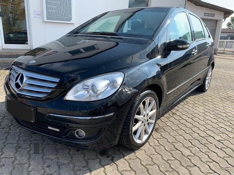 Schwarz Gebraucht 2005 Mercedes B170 Van / Kleinbus | 1.800 € (Superpreis) - Bild 1/4