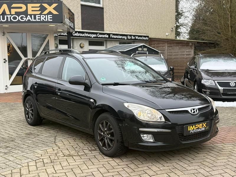 Gebraucht Hyundai i30 126 PS (92 kW) 2009 Schwarz Kombi