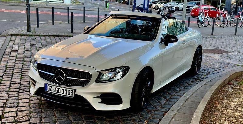 Weiß Gebraucht 2018 Mercedes E450 AMG Cabrio | 45.800 € (Fairer Preis) - Bild 1/4