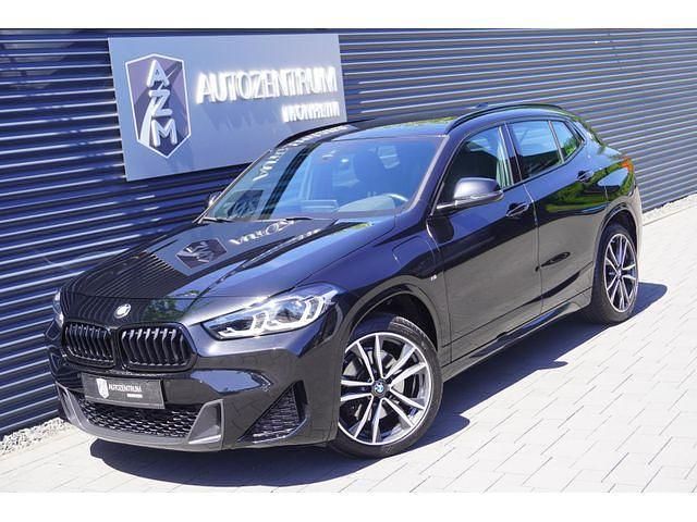 (black sapphire schwarz metallic) Gebraucht 2021 BMW X2 M Sport SUV | 35.688 € - Bild 1/4