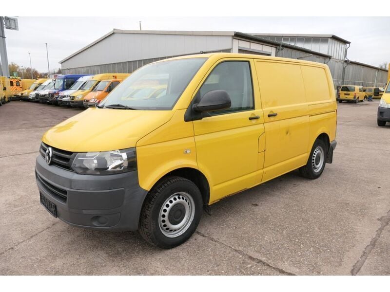 Gebraucht VW T5 84 PS (61 kW) 2011 Ginstergelb r1032 Van