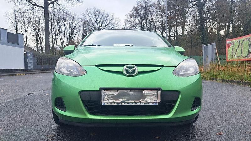 Occasion Mazda 2 Inclusive 75 ch (55 kW) 2008 Vert Citadine