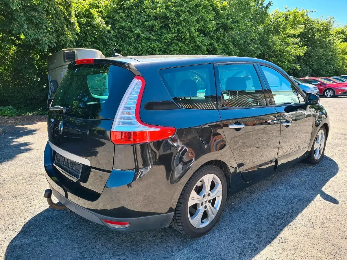 Gebraucht Renault Scénic III 160 PS (117 kW) 2010 Schwarz Van / Kleinbus